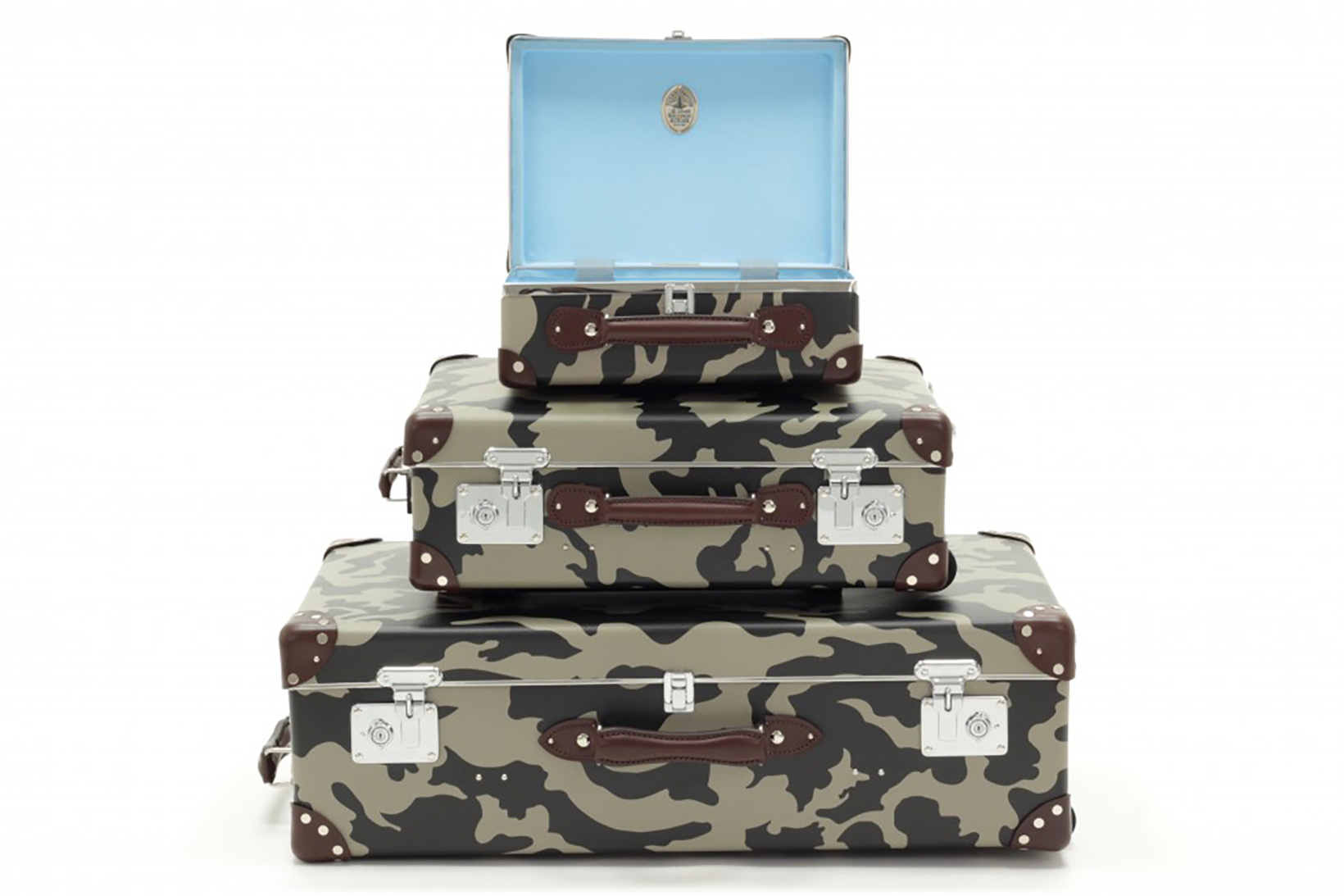 globe-trotter-spitfire-anniversary-1